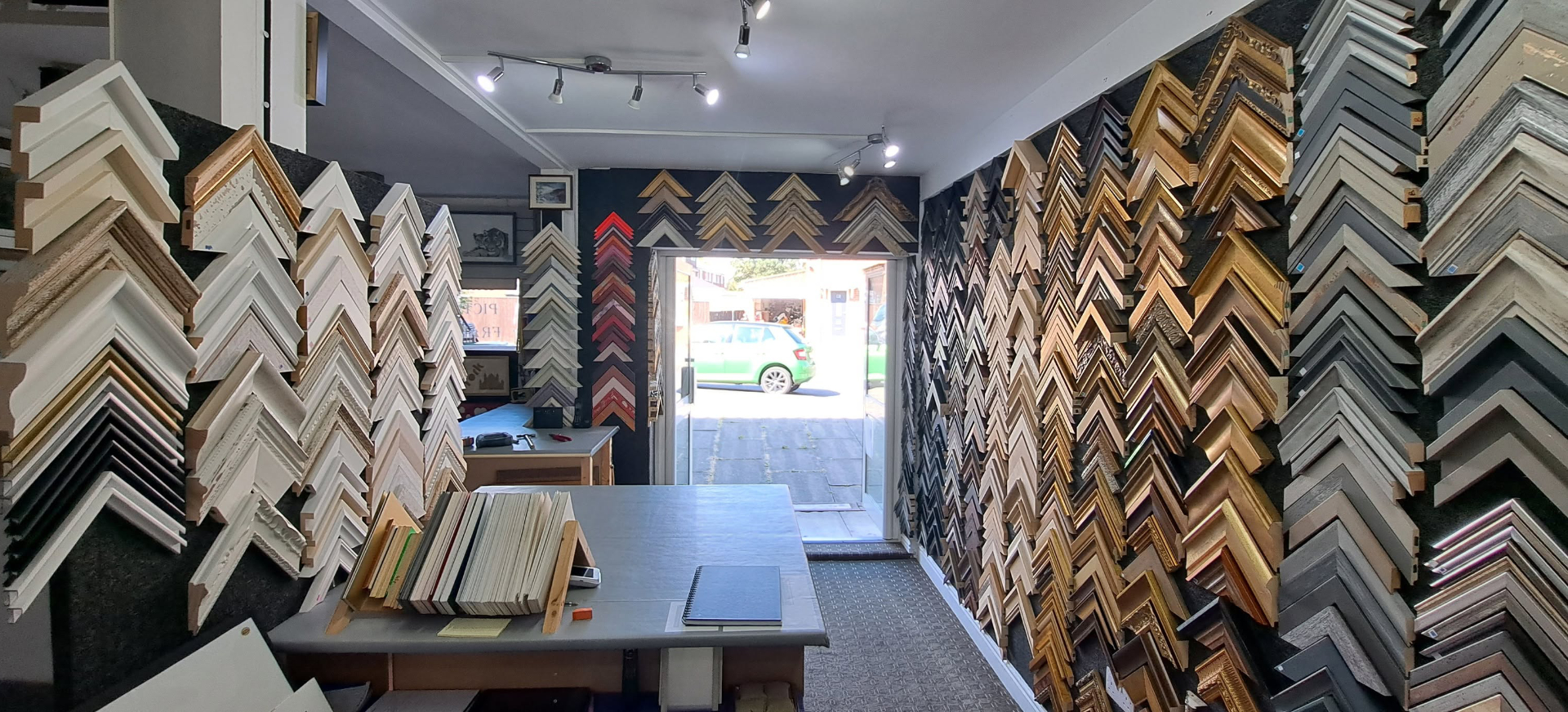 Whitby Picture Framing
